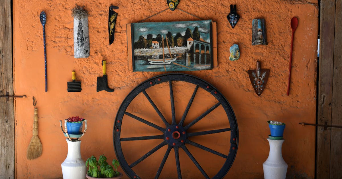 découvrez notre collection d'art mural en céramique, alliant élégance et originalité pour sublimer vos espaces intérieurs.
