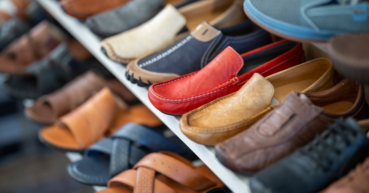 découvrez nos chaussures artisanales fabriquées en italie alliant savoir-faire traditionnel et élégance moderne pour un confort unique.