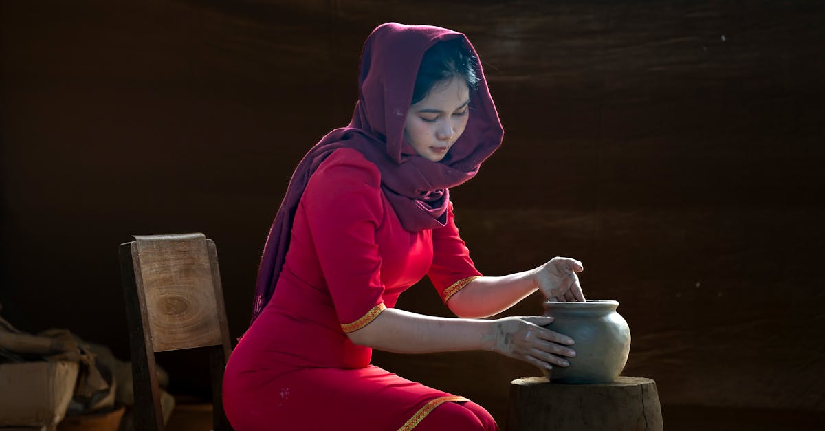 découvrez la beauté unique des céramiques kutani, alliant tradition japonaise et artisans passionnés pour des pièces d'exception.