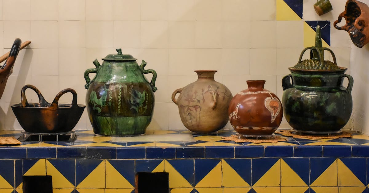découvrez la beauté vibrante des céramiques mexicaines colorées, alliant tradition artisanale et motifs éclatants pour embellir votre intérieur.