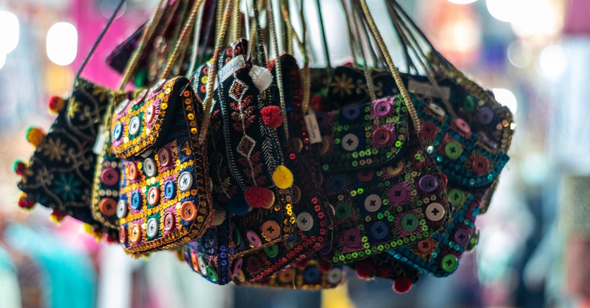 découvrez notre collection de sacs faits main alliant savoir-faire artisanal et design unique pour un style authentique et durable.