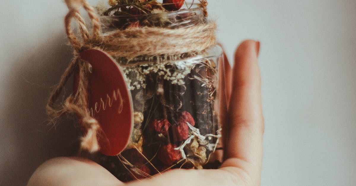 découvrez des idées cadeaux de décoration faites main, uniques et originales, parfaites pour embellir votre intérieur avec une touche personnelle.
