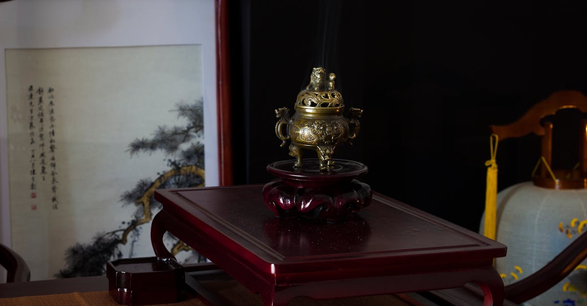 découvrez les bienfaits des encens japonais, utilisés pour la relaxation, la méditation et l'amélioration du bien-être mental et physique.