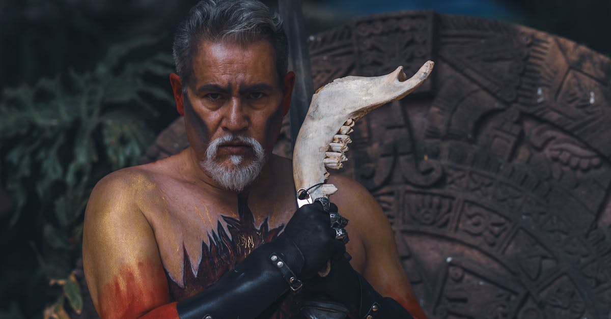 découvrez l'art maya, une richesse culturelle et historique fascinante à travers ses sculptures, peintures et architecture sacrée.