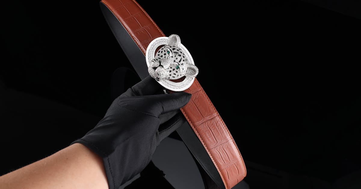 gants en cuir premium alliant élégance et confort, parfaits pour une protection durable et un style raffiné.