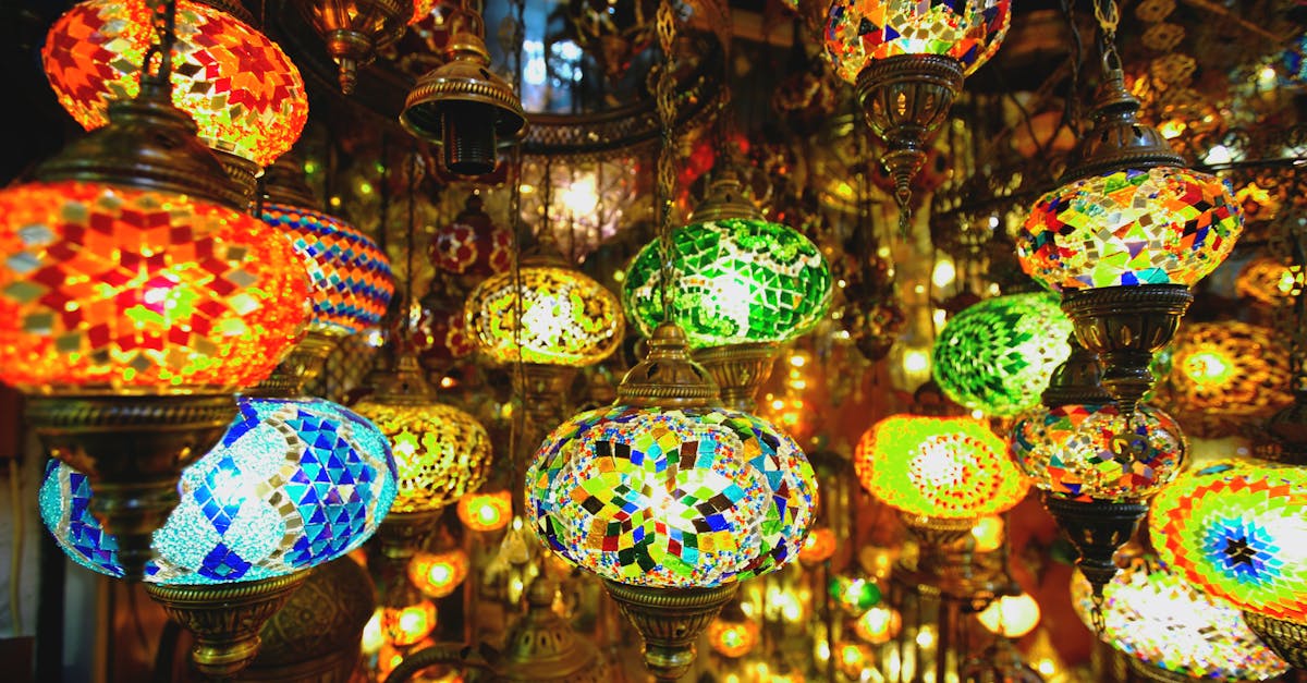 découvrez nos lampes mosaïques turques artisanales, alliant tradition et design pour illuminer votre intérieur avec des couleurs vibrantes et une ambiance chaleureuse.