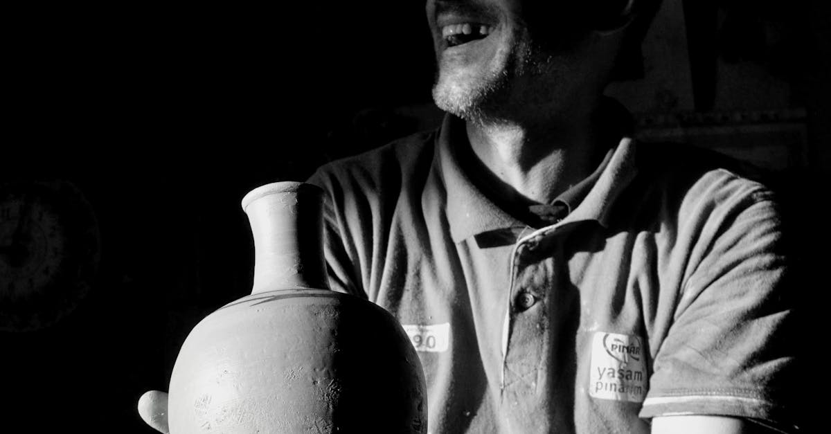 découvrez les vases traditionnels turcs, symboles d'un art ancestral alliant beauté et savoir-faire unique.