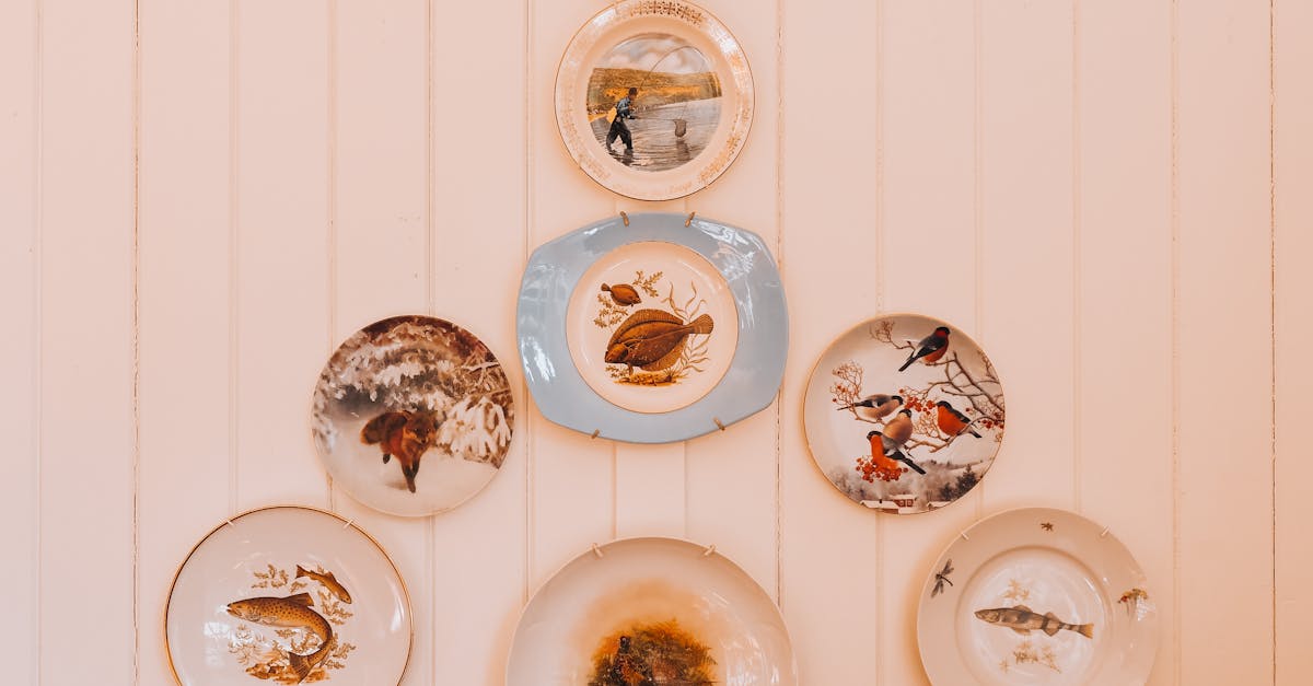 décoration en céramique élégante en forme d'oiseau, idéale pour embellir votre intérieur avec une touche artistique et naturelle.